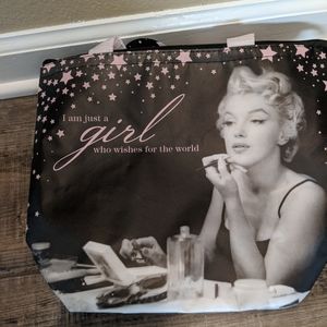 Marilyn Monroe insulated tote and water bottle